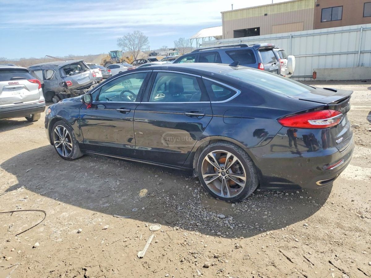 Ford Fusion - фото 2