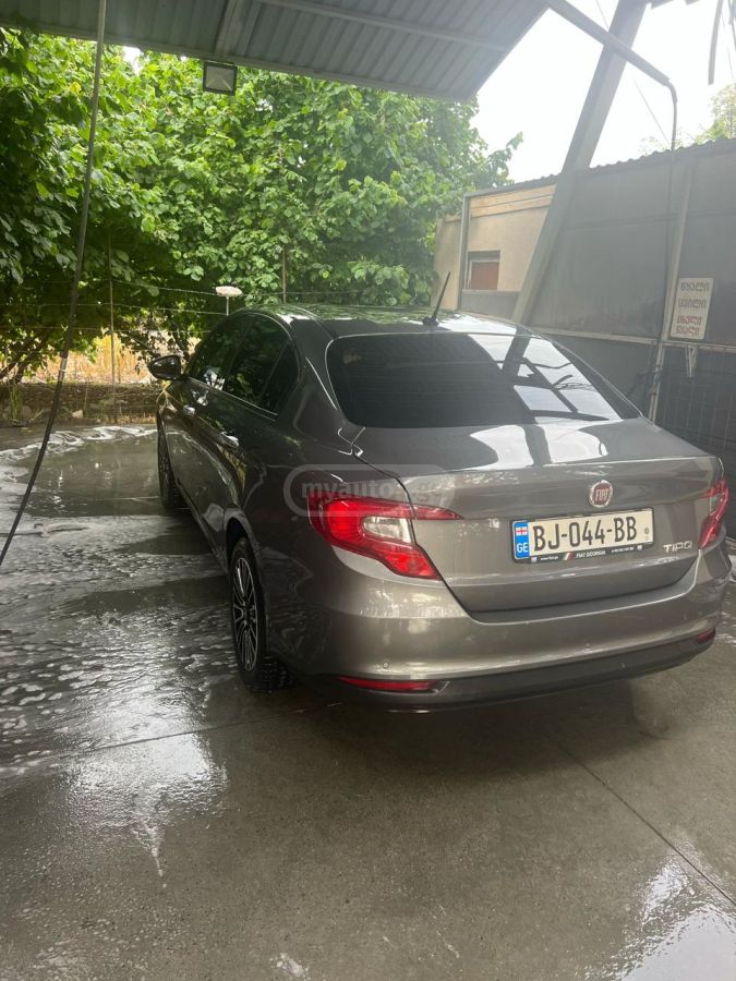 Fiat Tipo 2022 — миниатюра 7