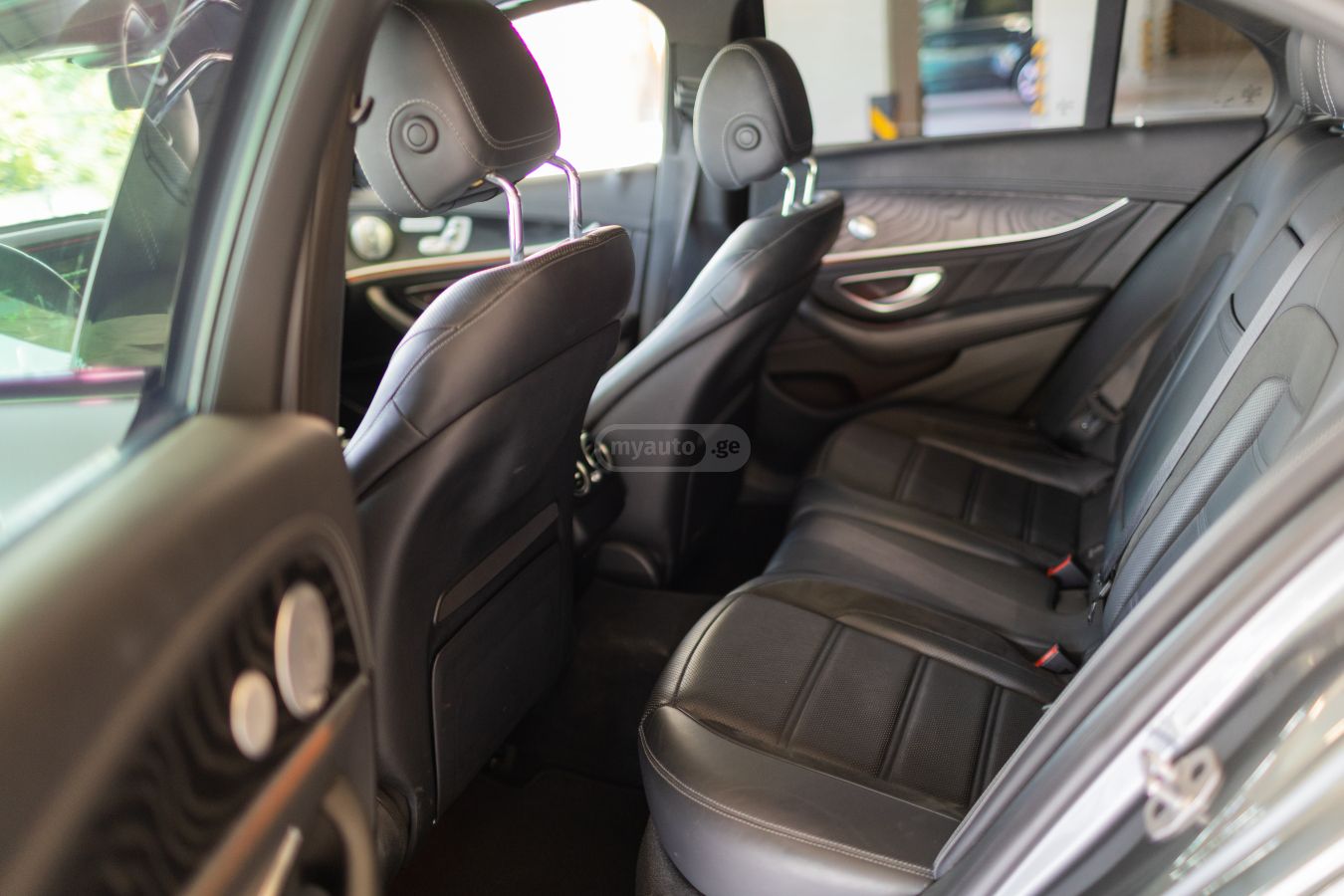 Mercedes-Benz E53 AMG - фото 7