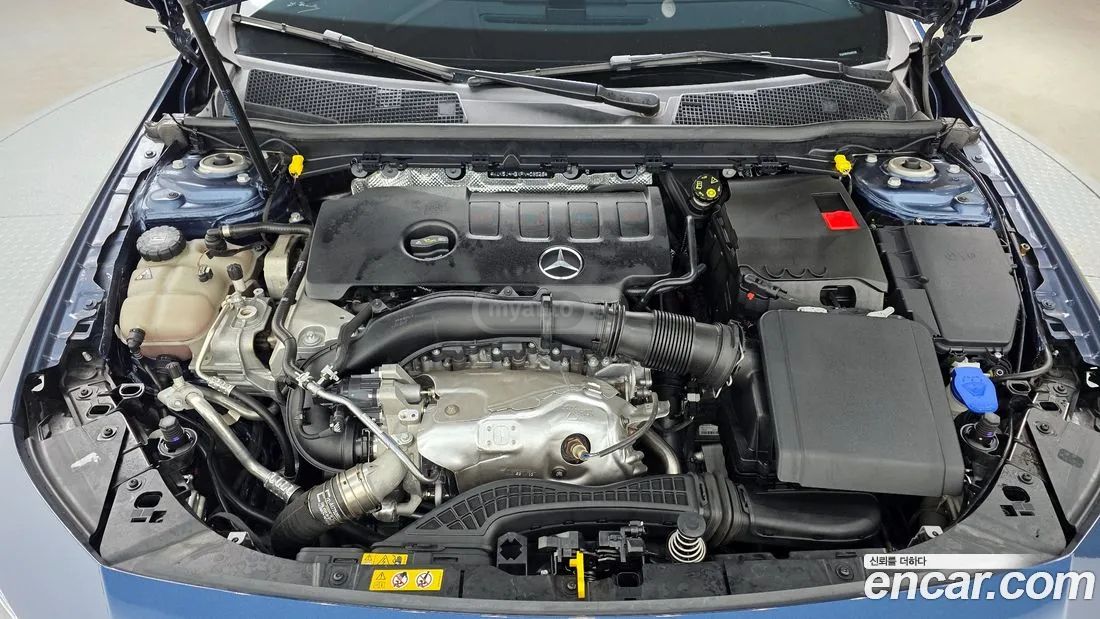 Mercedes-Benz CLA 45 AMG 2023 — миниатюра 6