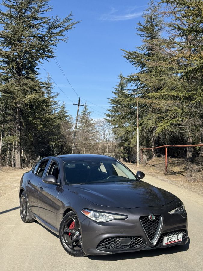 Alfa RomeoGiulia2017
