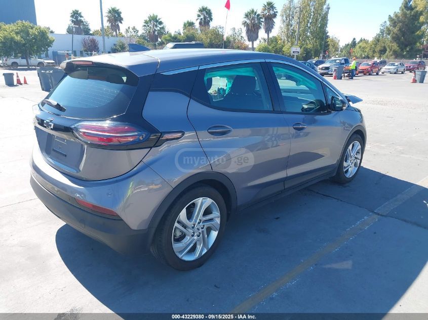 Chevrolet 1LT 4dr Wagon Automatic — миниатюра 1