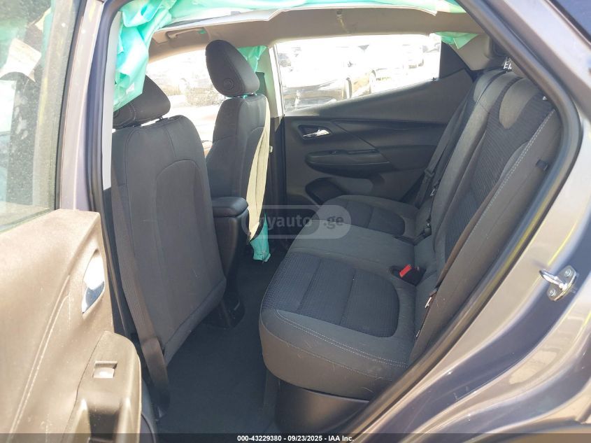 Chevrolet 1LT 4dr Wagon Automatic — миниатюра 6