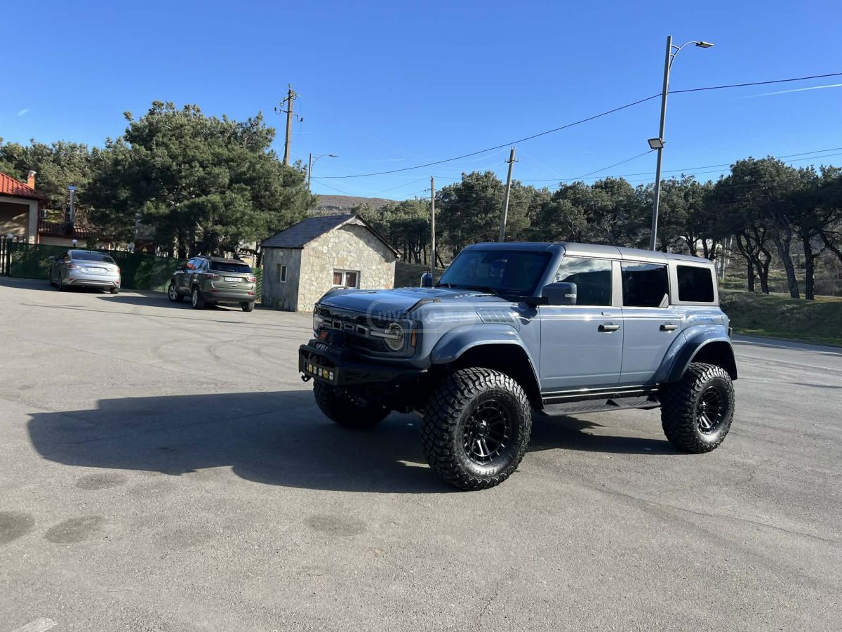 Ford Raptor 4dr 4x4 Automatic