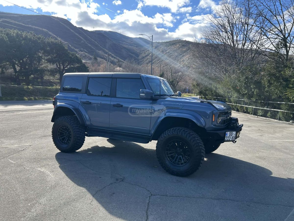 Ford Raptor 4dr 4x4 Automatic — миниатюра 3