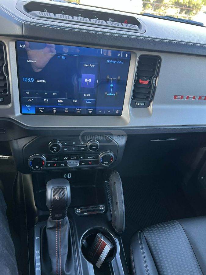 Ford Raptor 4dr 4x4 Automatic — миниатюра 4