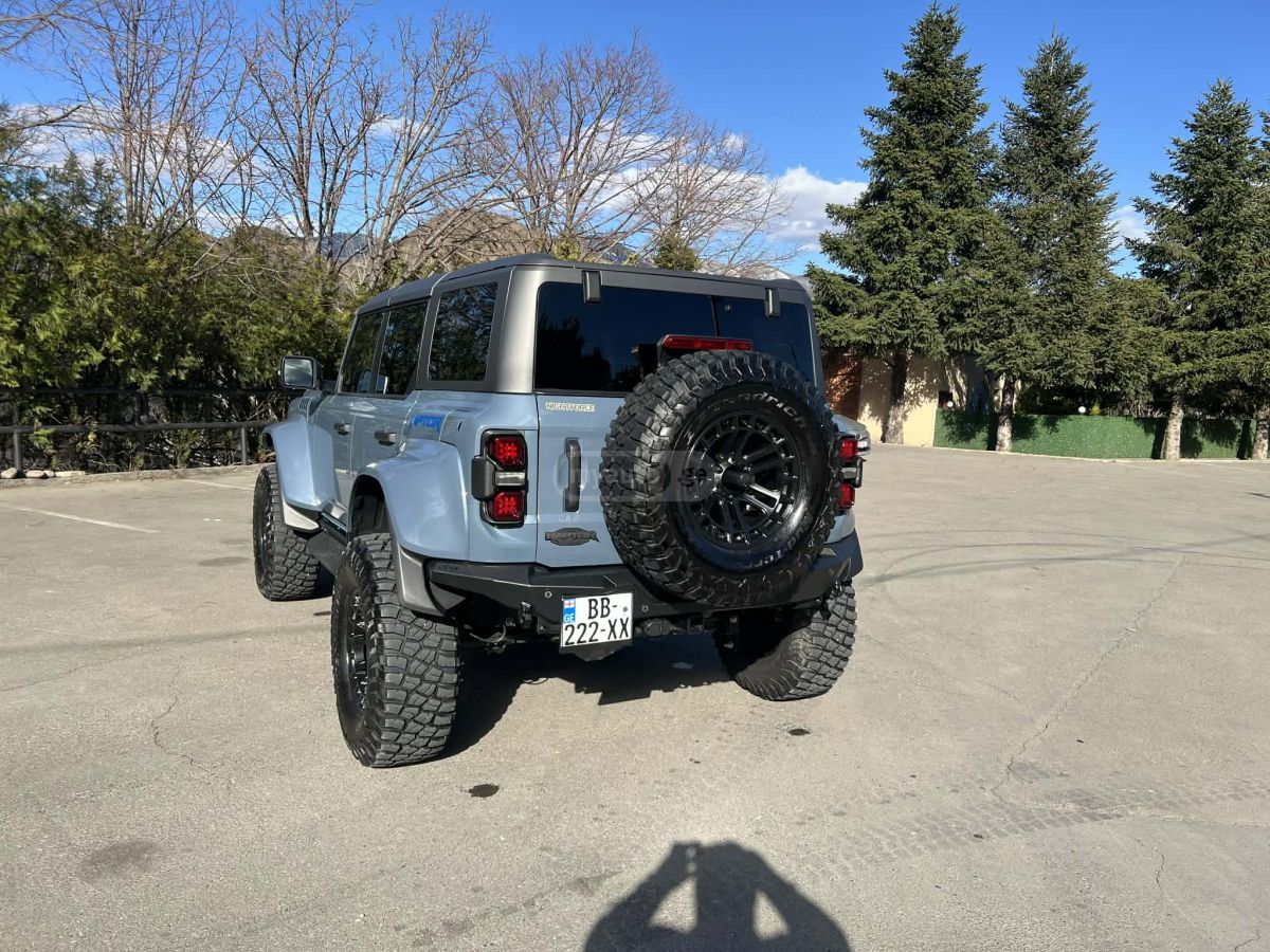 Ford Raptor 4dr 4x4 Automatic — миниатюра 6