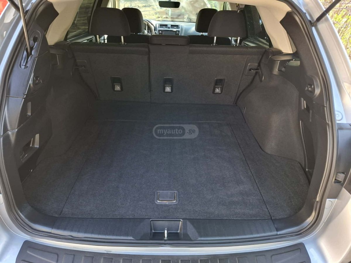 Subaru Outback - фото 10