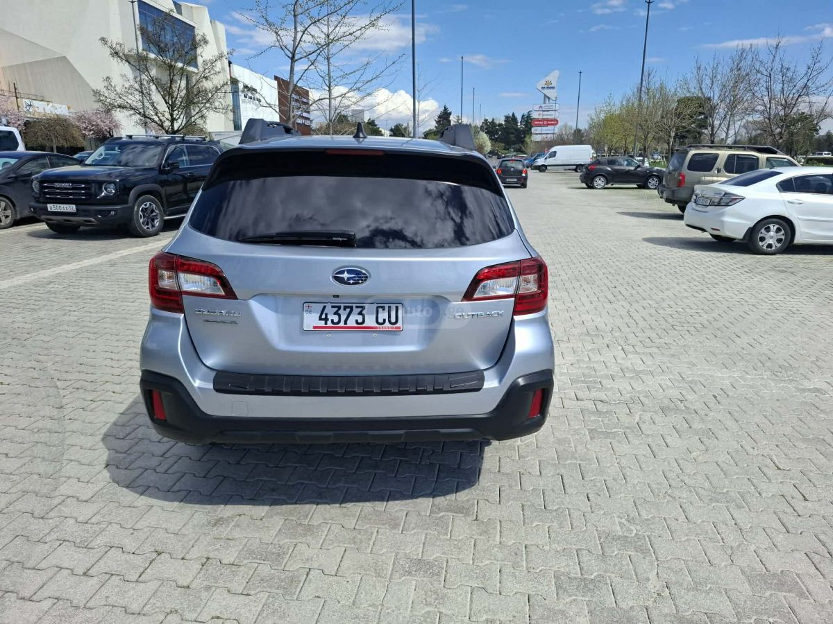 Subaru Outback - фото 5