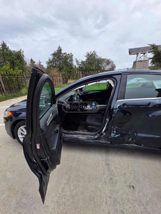 Ford Fusion - фото 11