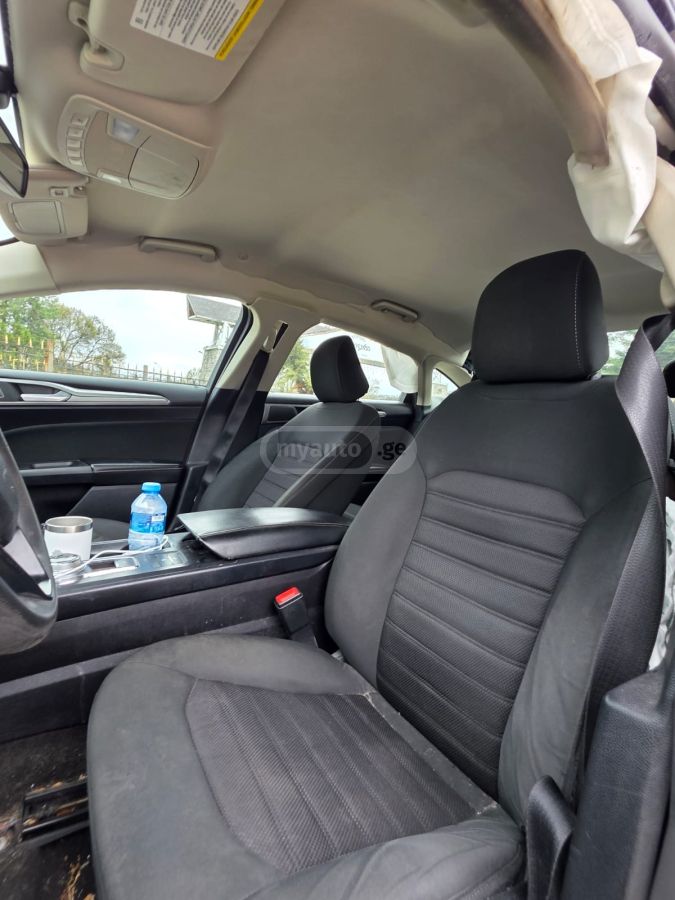 Ford Fusion - фото 12