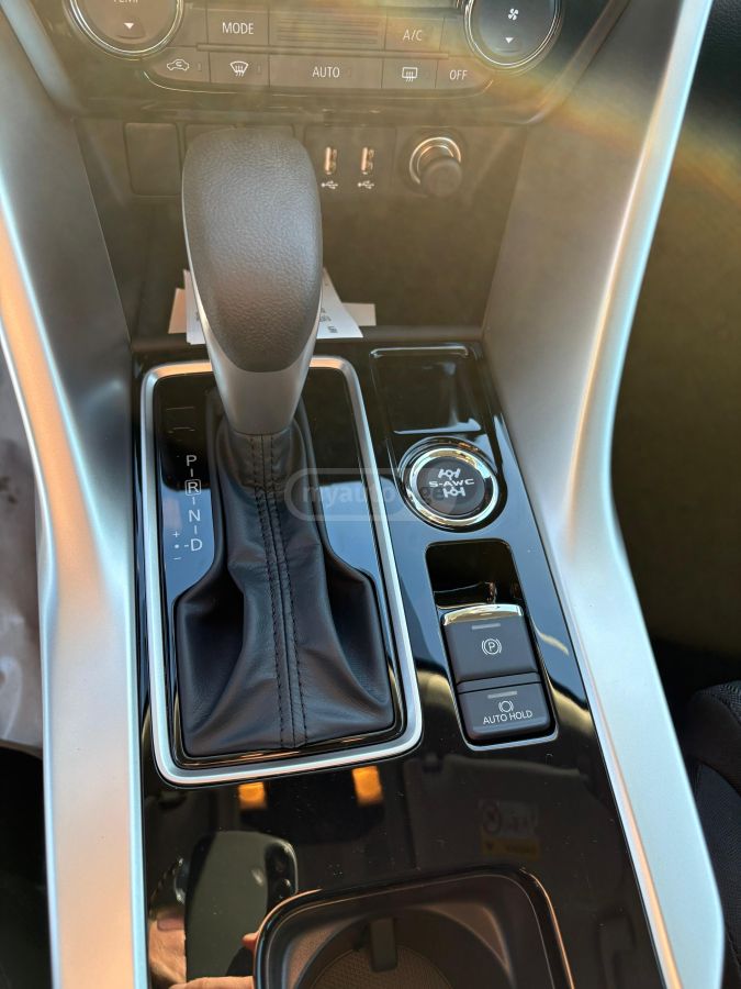 Mitsubishi Outlander Sport - фото 8