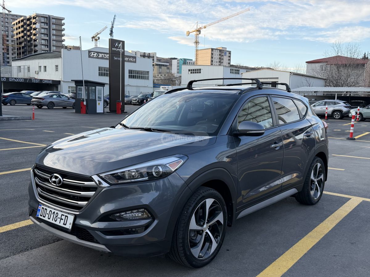 Hyundai Tucson - фото 1