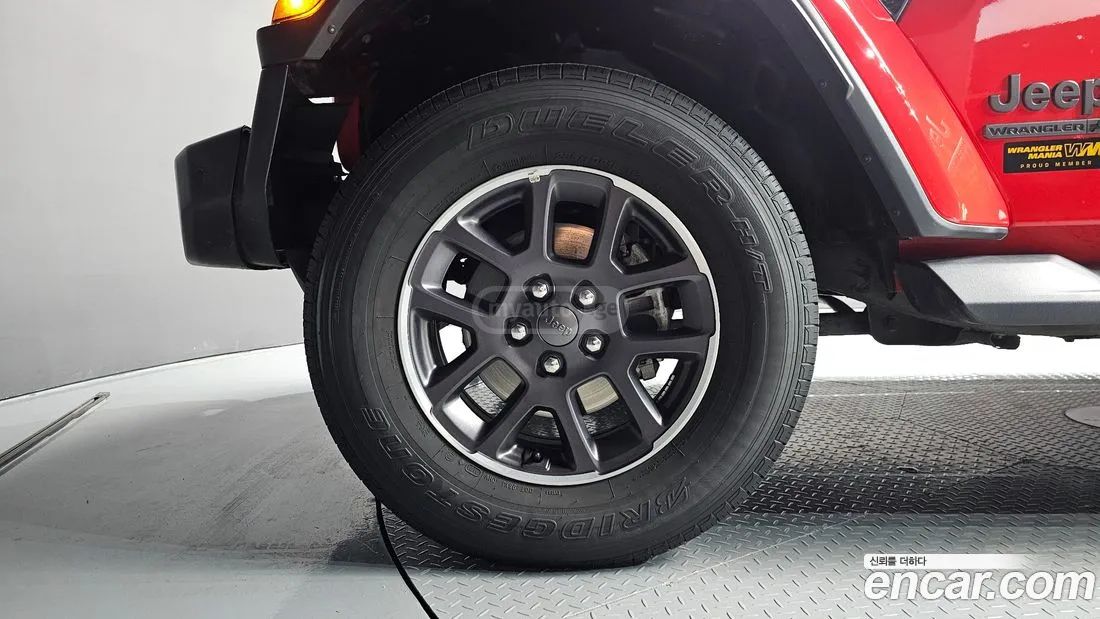 Jeep Wrangler - фото 5