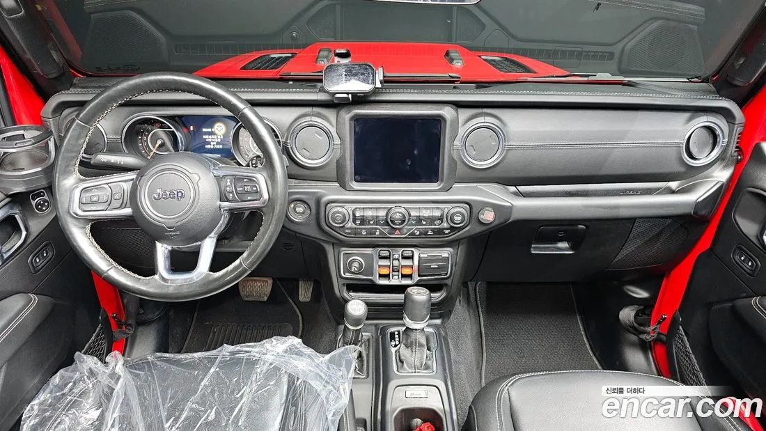 Jeep Wrangler - фото 7