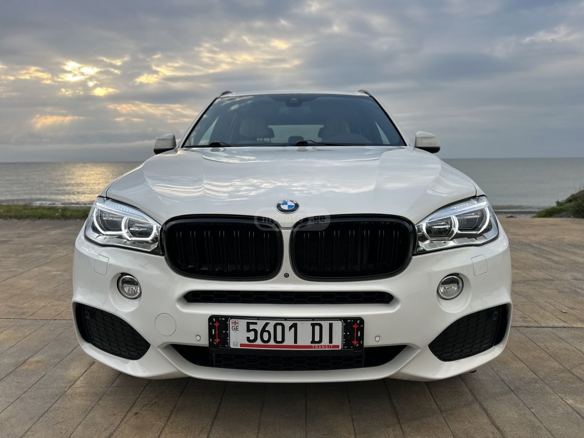 BMW X5 - фото 5