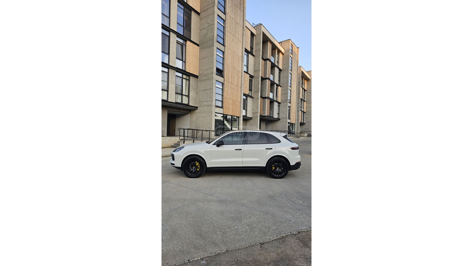 Porsche Cayenne - фото 7