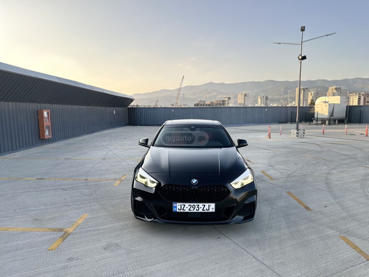 BMW M235 - фото 13