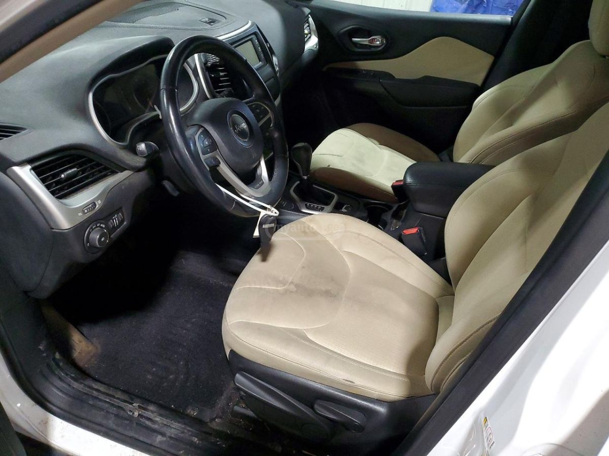 Jeep Cherokee - фото 10