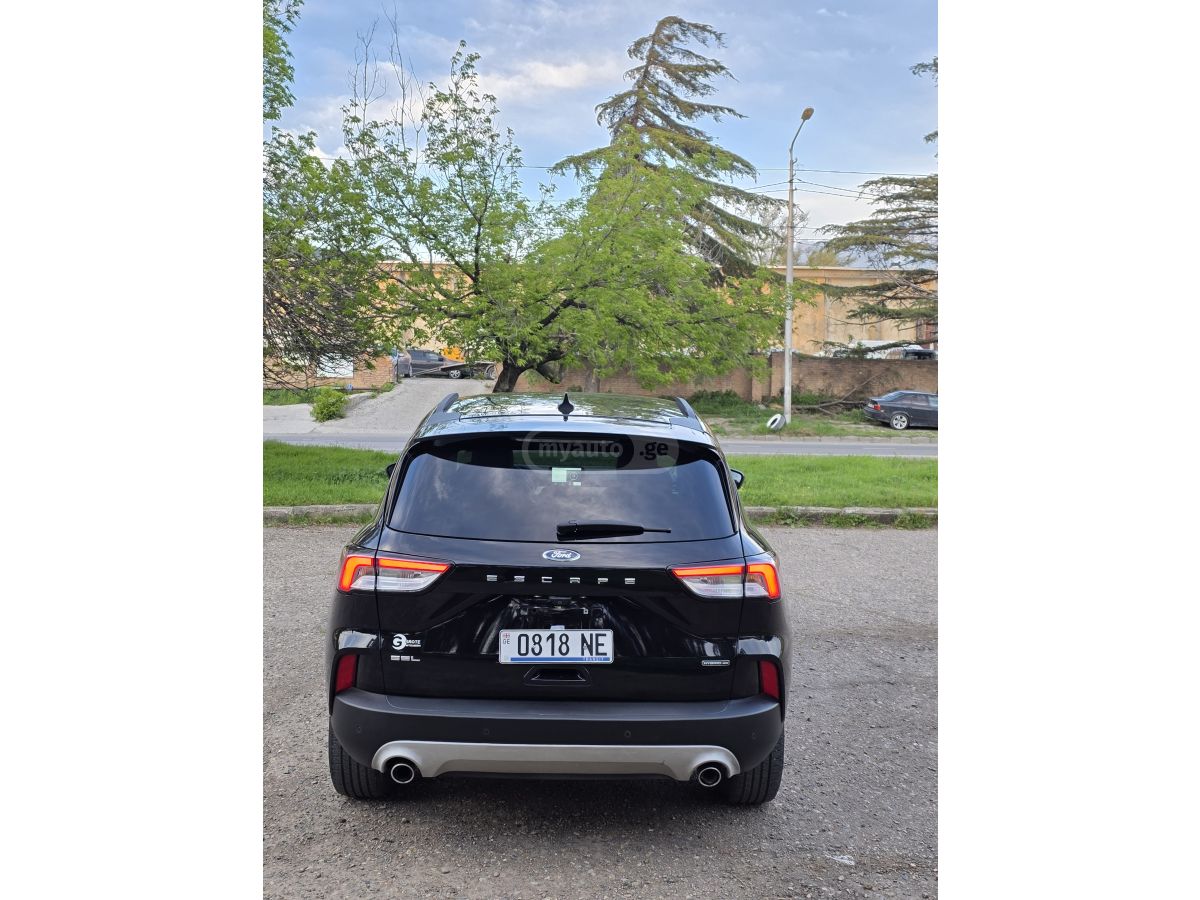 Ford Escape - фото 6