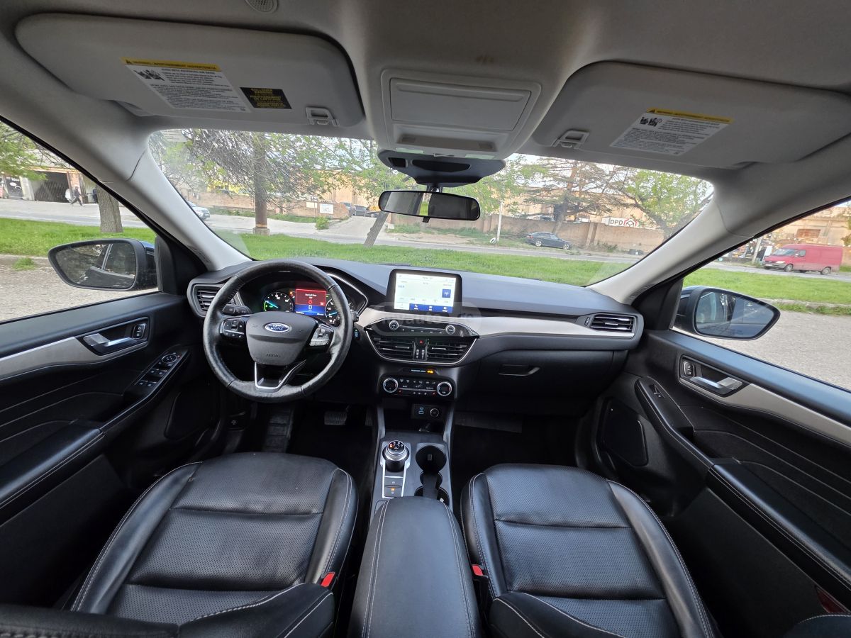 Ford Escape - фото 7