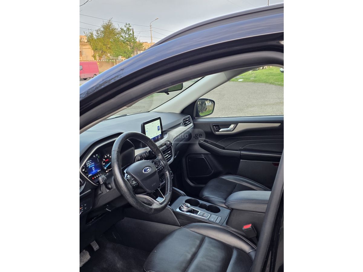 Ford Escape - фото 8