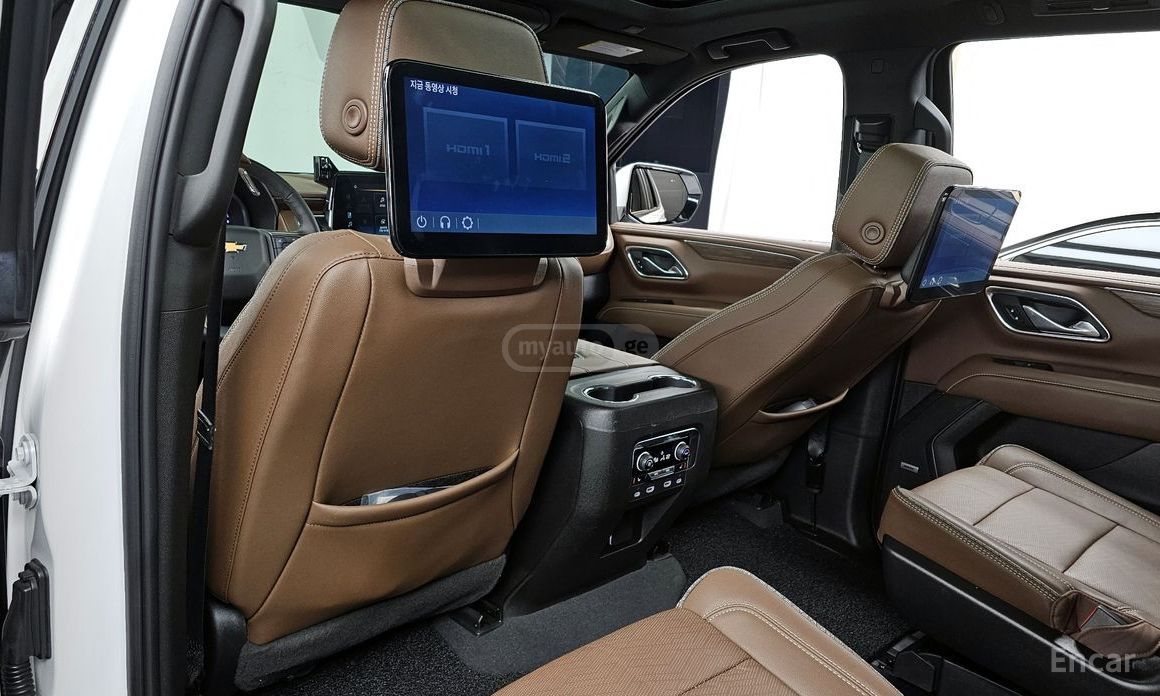 Chevrolet Tahoe 2023 — миниатюра 12