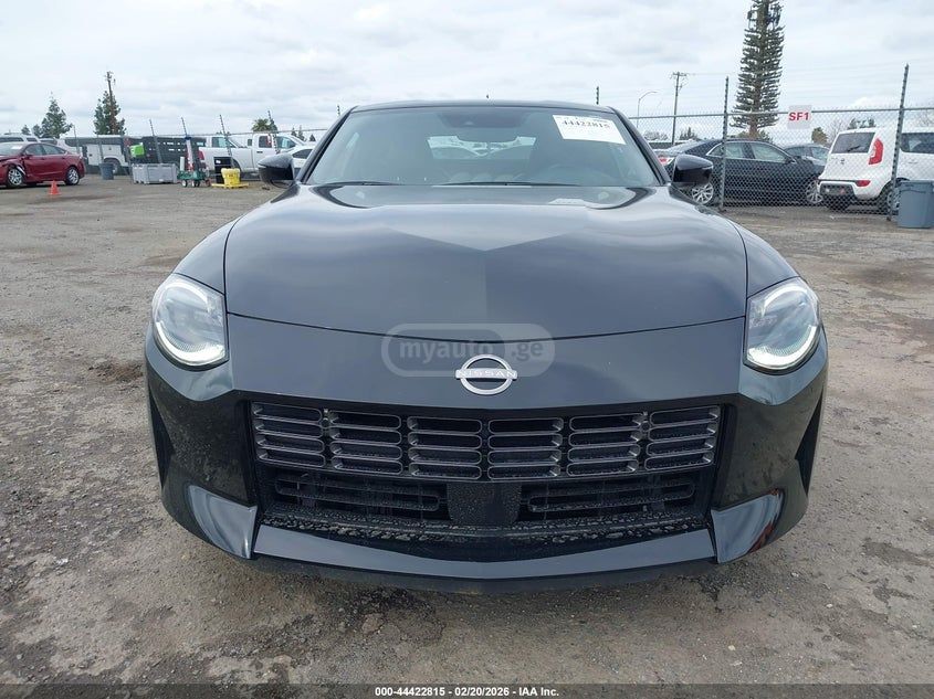 Nissan 370 Z 2023 — миниатюра 13