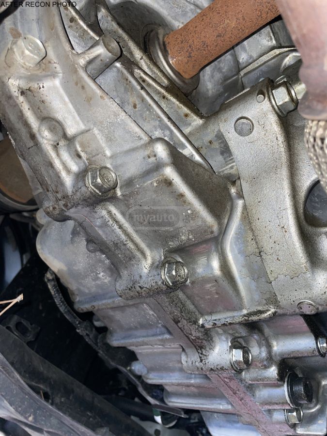 Honda Touring 2.0T 4dr Sedan Automat — миниатюра 5