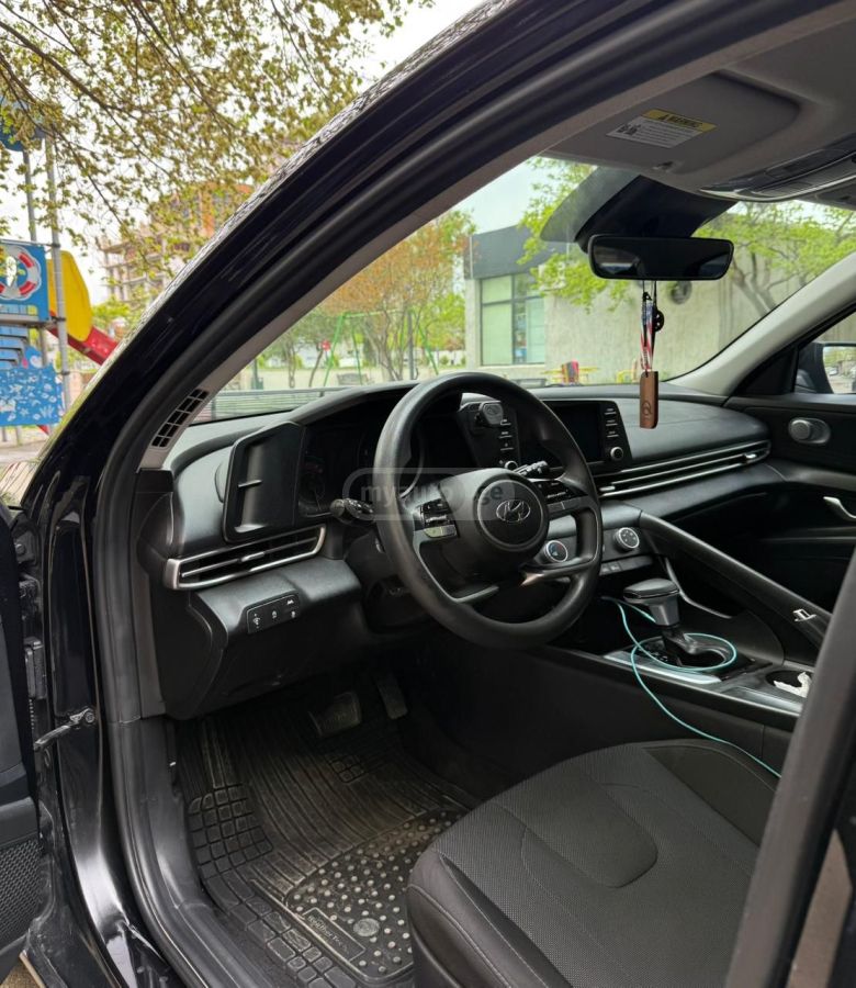 Hyundai Elantra - фото 6