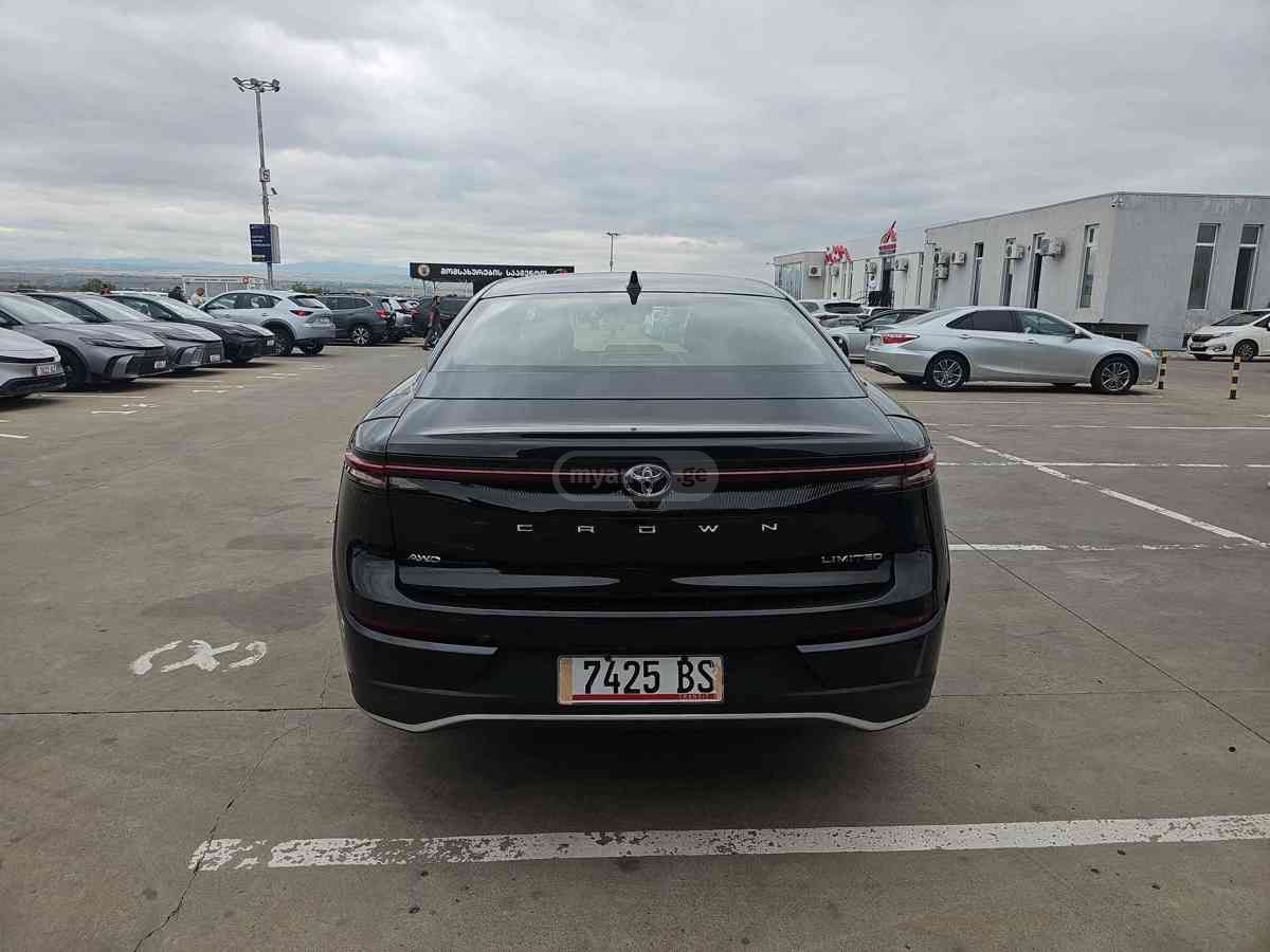 Toyota Toyota Crown | 35 Series — миниатюра 5