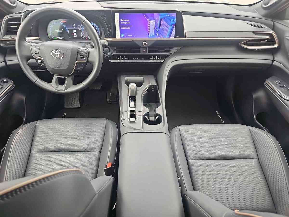 Toyota Toyota Crown | 35 Series — миниатюра 8