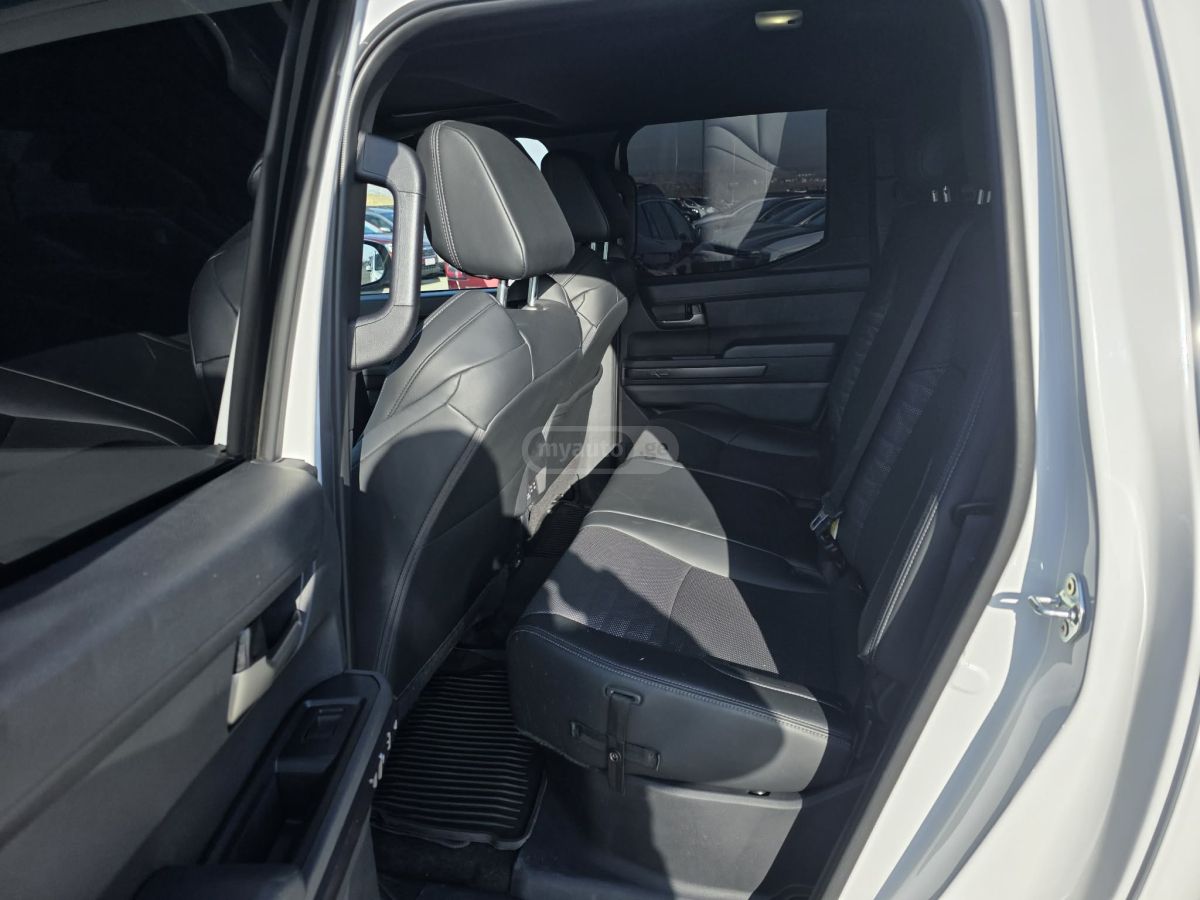 Toyota Tacoma - фото 8