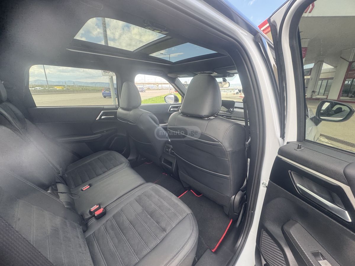 Mitsubishi Outlander - фото 15