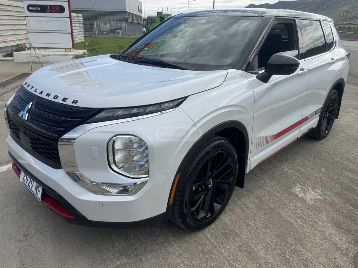 Mitsubishi Outlander - фото 2