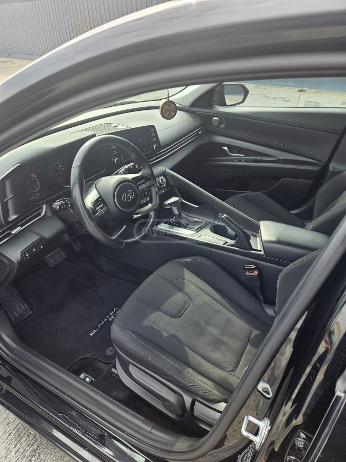 Hyundai Elantra - фото 8