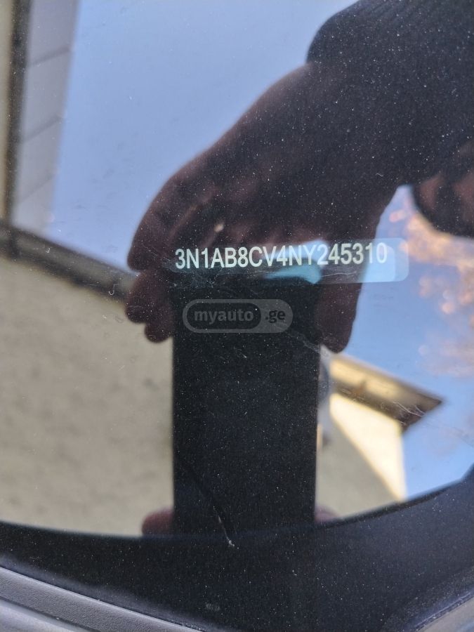 Nissan SV 4dr Sedan CVT — миниатюра 2