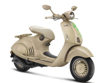 Vespa (VESPA 946)RED 