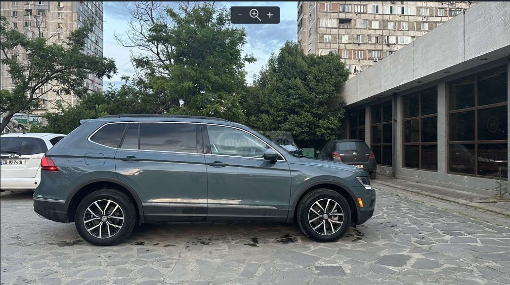 Volkswagen Tiguan - фото 2