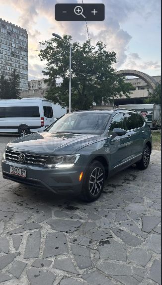 Volkswagen Tiguan - фото 5