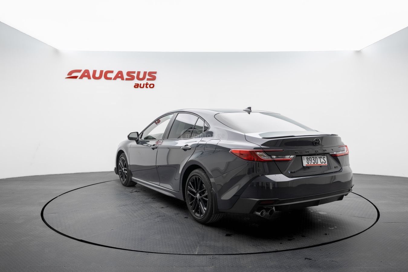 Toyota Camry - фото 6