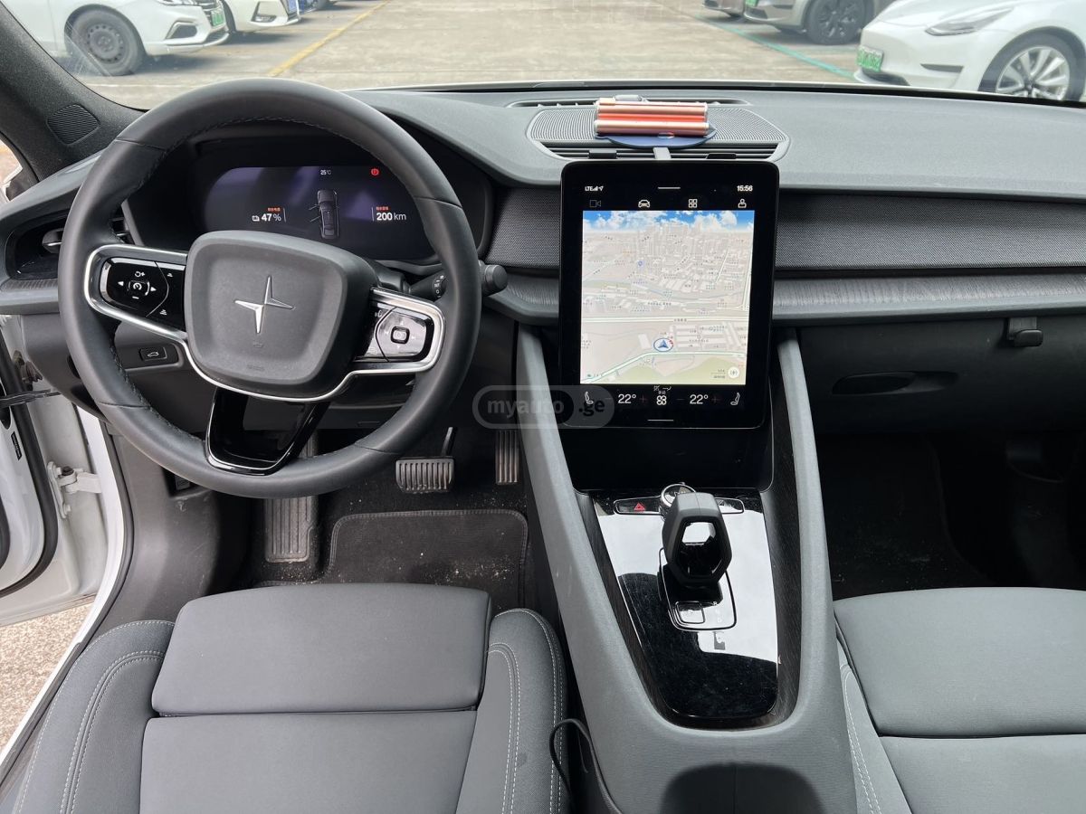 Polestar 2 - фото 9