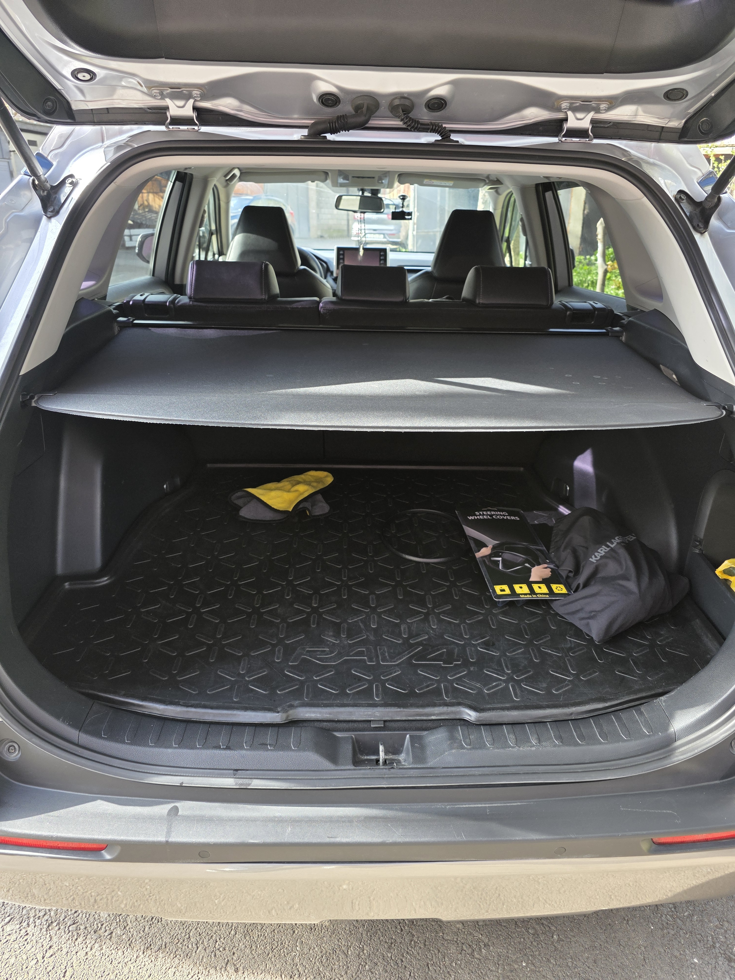 Toyota RAV 4 - фото 3