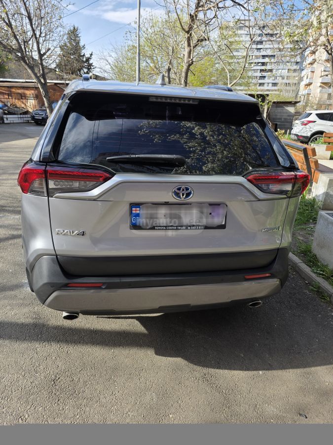 Toyota RAV 4 - фото 8