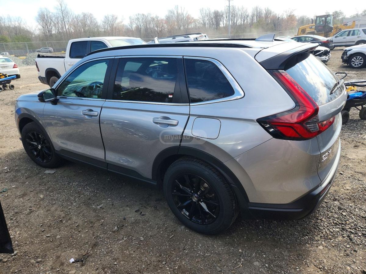 Honda CR-V - фото 2