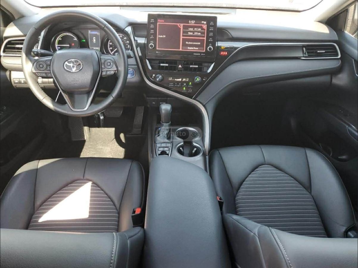 Toyota Camry - фото 8