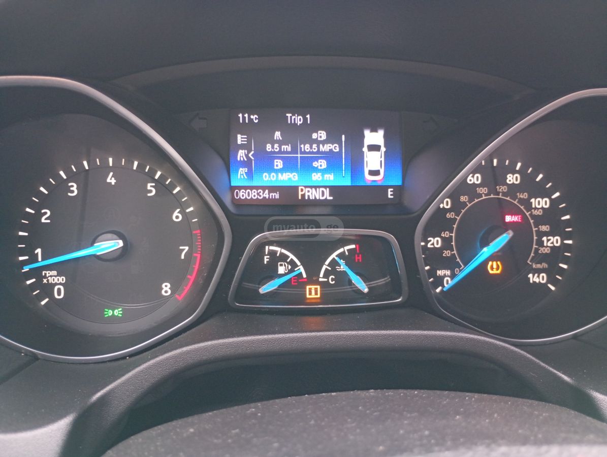 Ford Focus - фото 10
