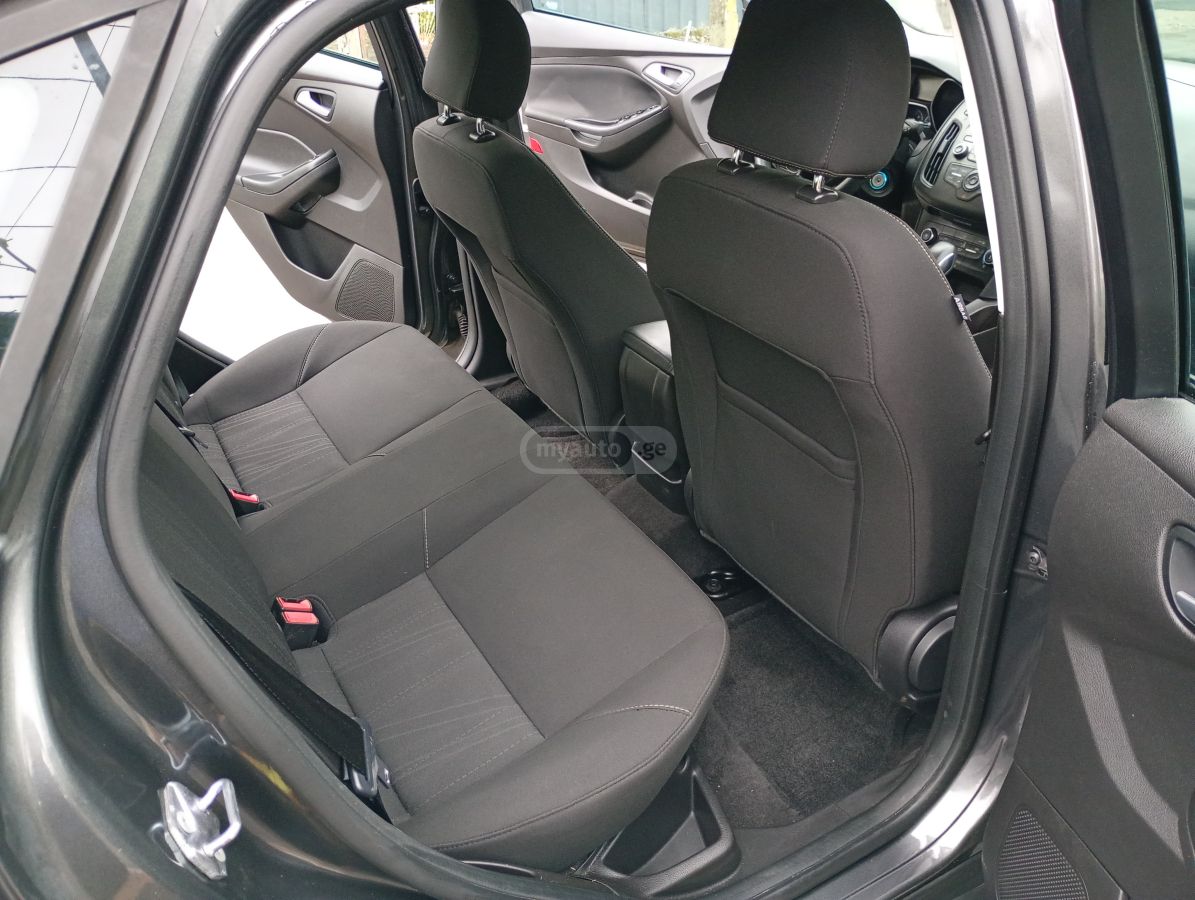 Ford Focus - фото 13