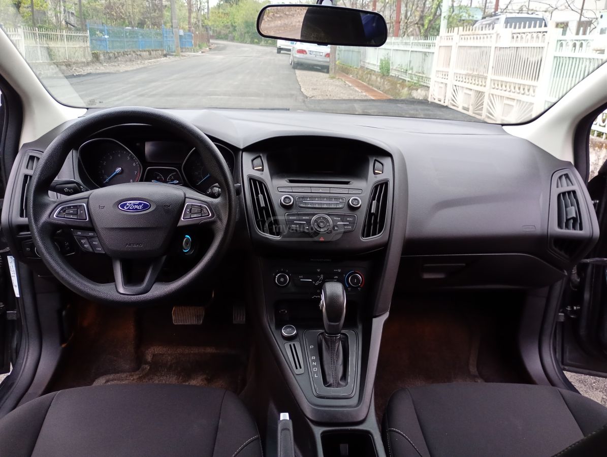 Ford Focus - фото 4