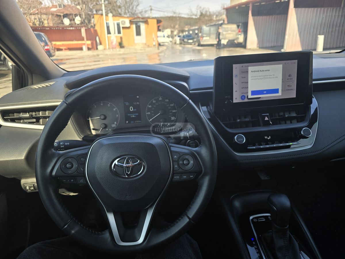 Toyota SE 4dr Sedan CVT — миниатюра 10